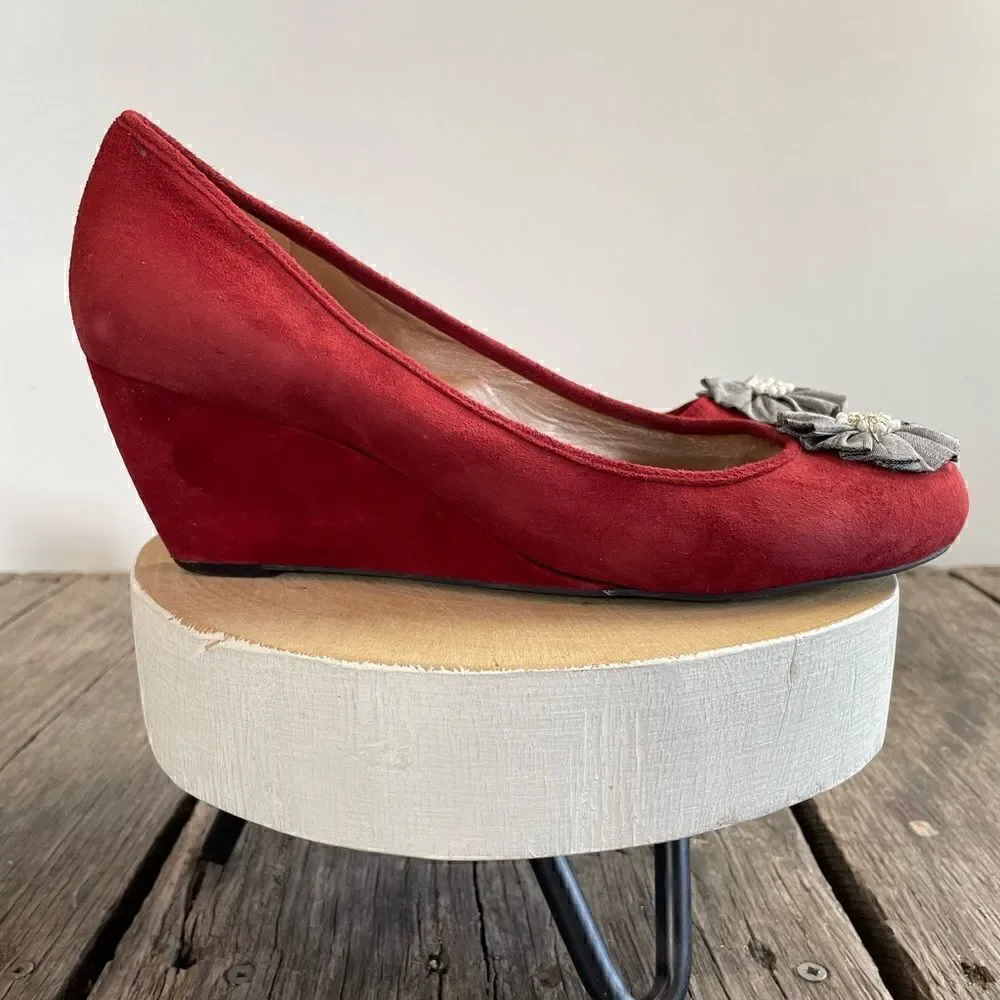 BCBGeneration Red Leather Wedge Heels Size 8M EUC